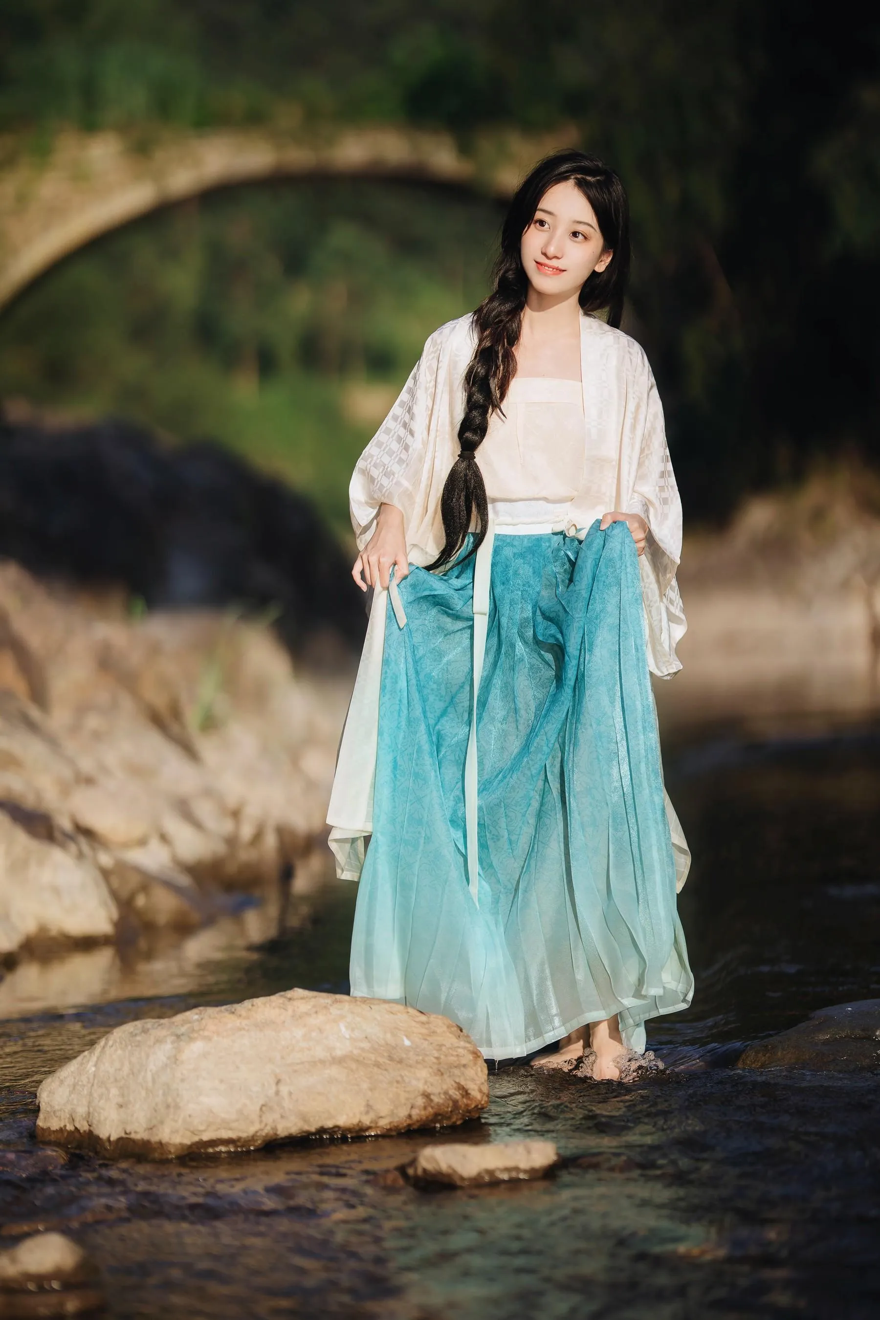 [YITUYU艺图语]2022.01.11 仙女洗头 小清菡呀 [20P]插图